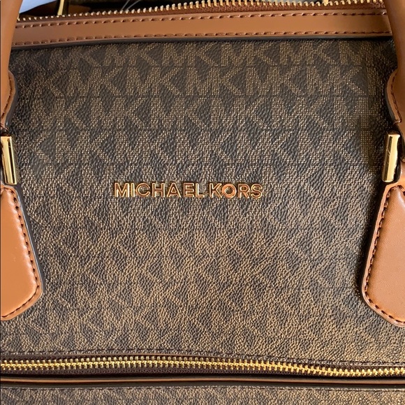 Michael Kors Travel Brown Duffle - Picture 2 of 7